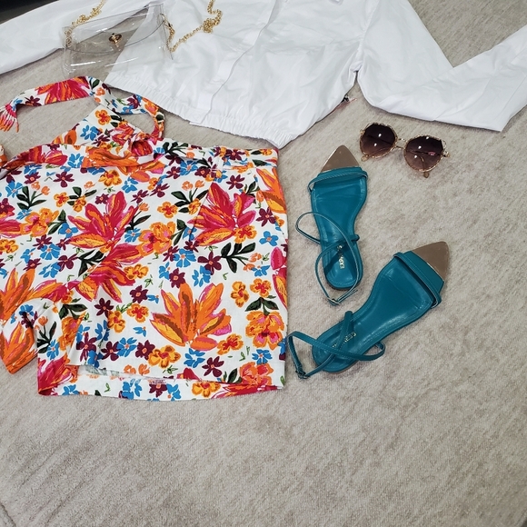 Express Teal Sandals - Picture 1 of 9